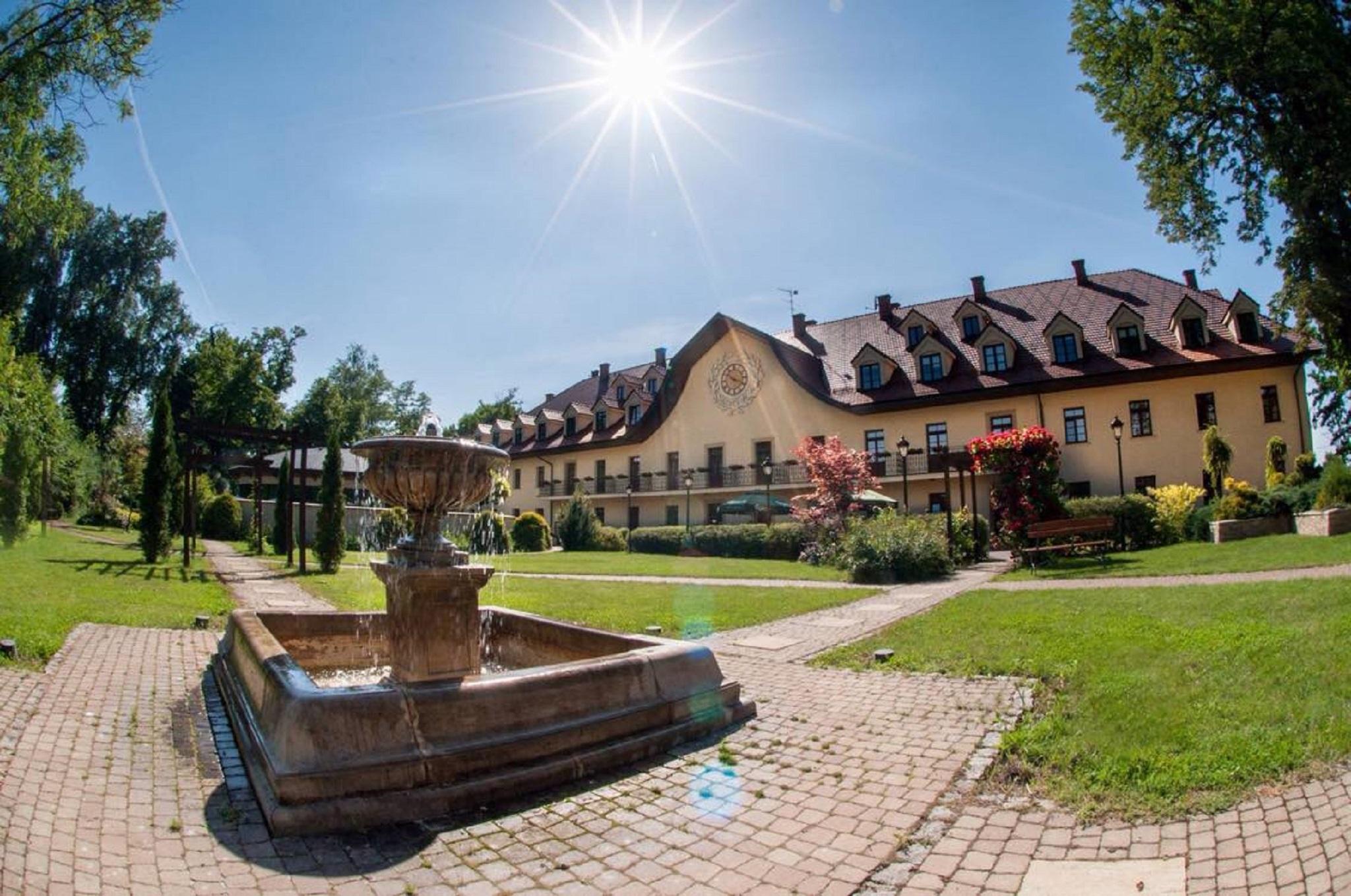 Turowka Hotel & Spa Величка Екстер'єр фото